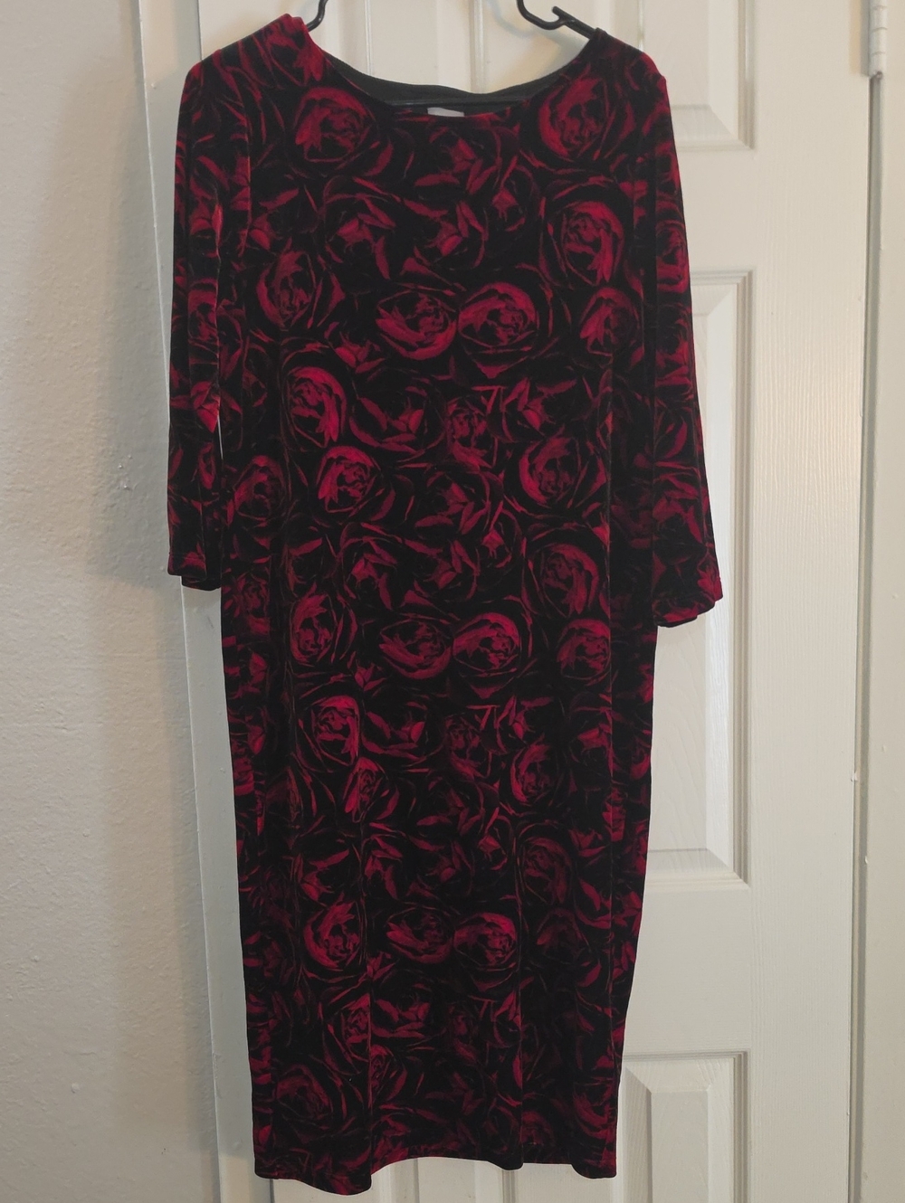 Chico's Black and Red Floral Long Sleeve Dress